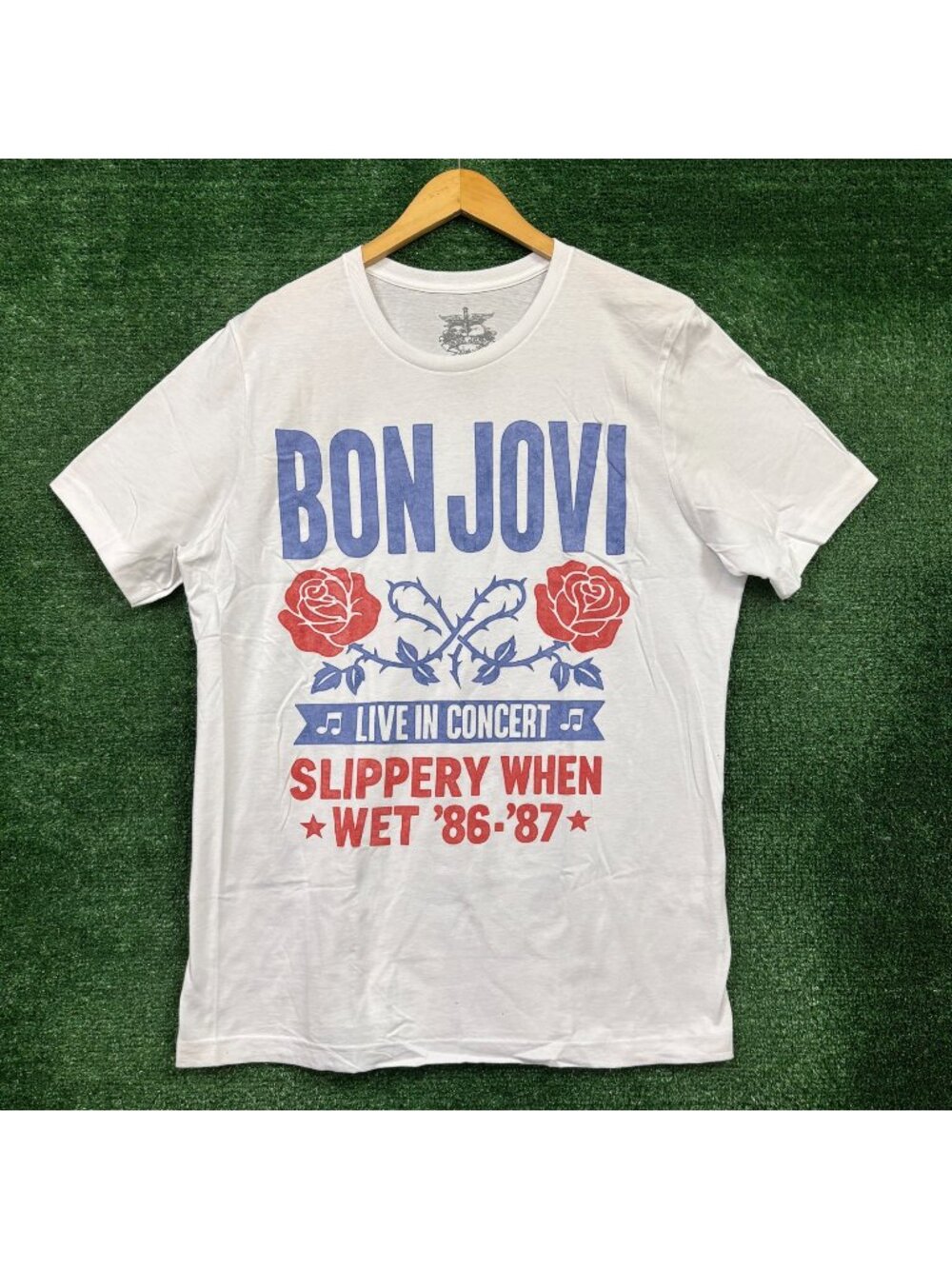 Bon Jovi Slipper When Wet Live in Concert Rock Band T-Shirt Size Extra Large